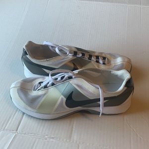 Women’s Nike Hyperfuse Golf Sneakers